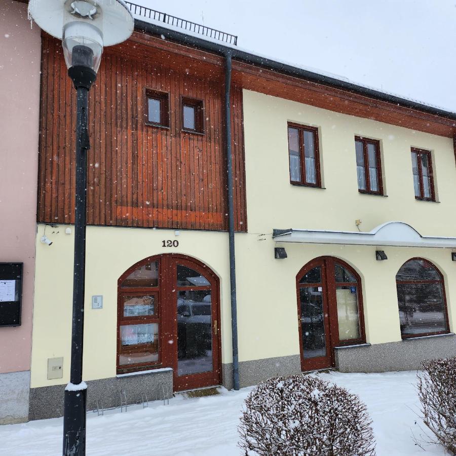 Ubytování u Maxe Lipno nad Vltavou Exterior foto